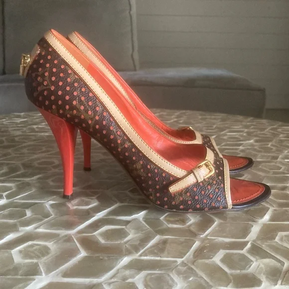 LOUIS VUITTON Limited Edition Fuchsia Monogram Perforated Open-Toe Pumps